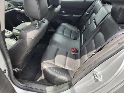 Silver Ice Metallic 2015 Chevrolet Cruze 2LT