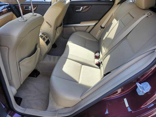 Burgundy 2011 Mercedes-Benz GLK-Class GLK 350