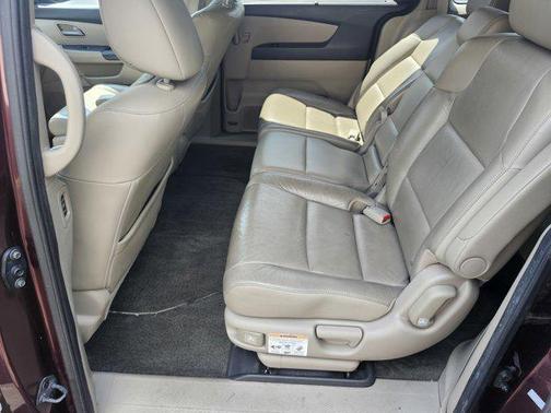 Burgundy 2012 Honda Odyssey