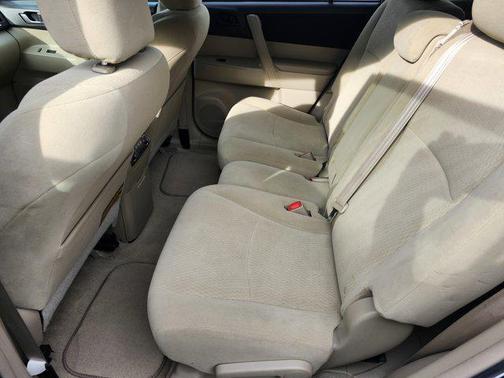 2010 Toyota Highlander SE