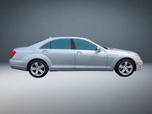 Silver 2010 Mercedes-Benz S-Class 4MATIC