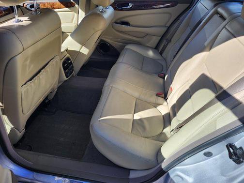 2005 Jaguar XJ XJ8 L