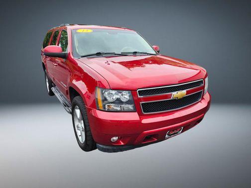 Crystal Red Tintcoat 2013 Chevrolet Suburban 1500 LT
