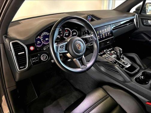 Quartzite Grey Metallic 2023 Porsche Cayenne Cayenne