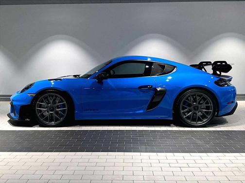 2023 Porsche 718 Cayman GT4 RS