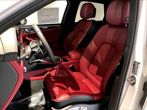 2026 Porsche Macan T