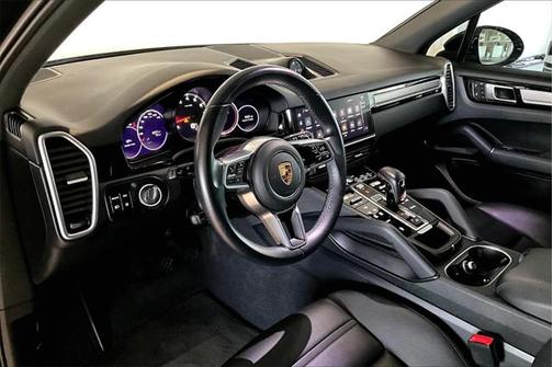 2023 Porsche Cayenne Platinum Edition
