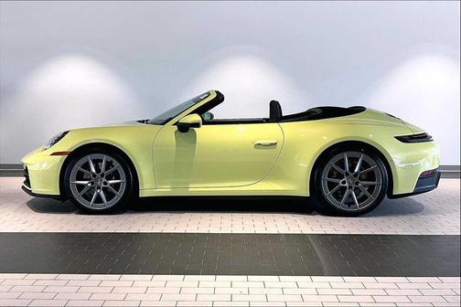 2025 Porsche 911 Carrera