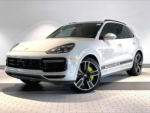 2023 Porsche Cayenne Turbo S