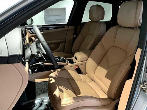 2026 Porsche Macan T