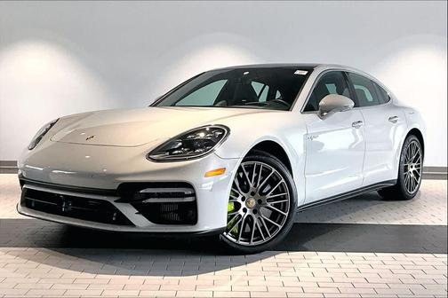 2023 Porsche Panamera Turbo S