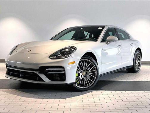 2023 Porsche Panamera Turbo S