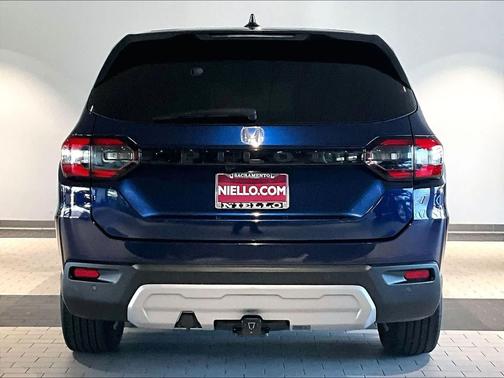 2023 Honda Pilot 2WD EX-L 8 Passenger
