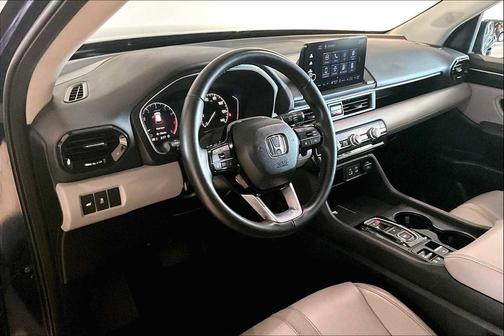 2023 Honda Pilot 2WD EX-L 8 Passenger