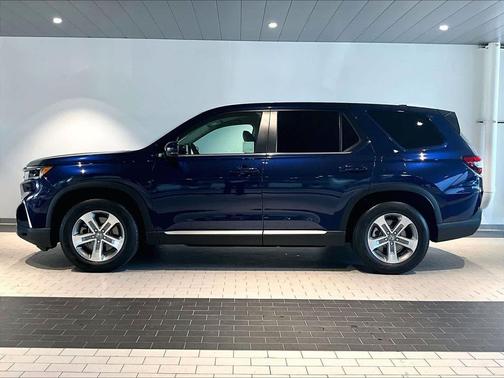 2023 Honda Pilot 2WD EX-L 8 Passenger