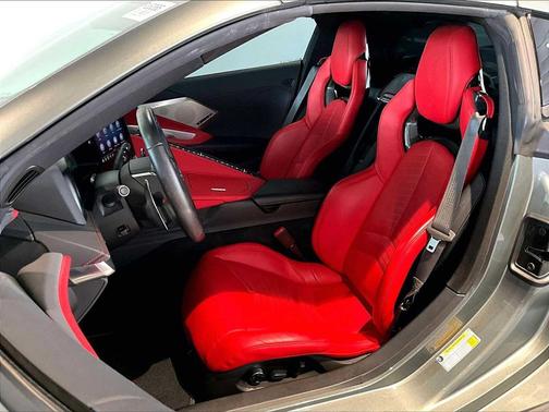 2022 Chevrolet Corvette Stingray w/2LT