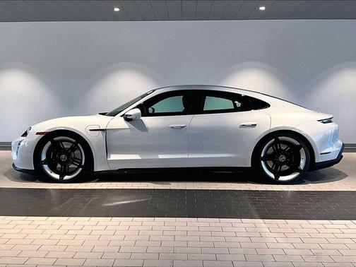 2024 Porsche Taycan GTS