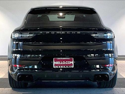 2022 Porsche Cayenne Turbo