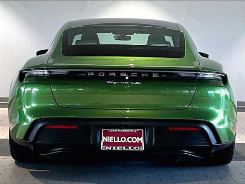 2022 Porsche Taycan 4S