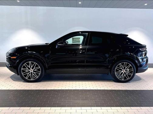 CHROMITE 2026 Porsche Cayenne Cayenne