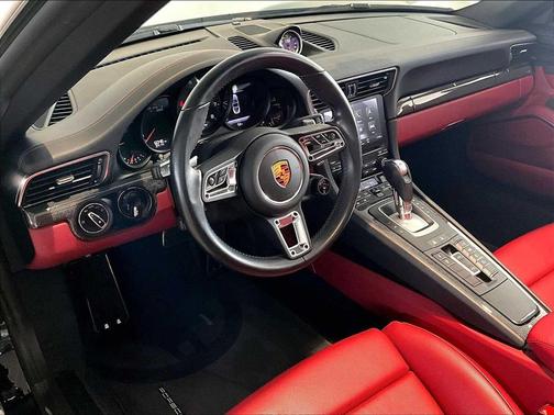 2018 Porsche 911 Targa 4 GTS