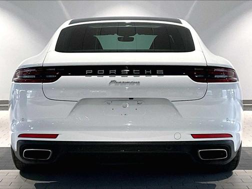 2020 Porsche Panamera 4