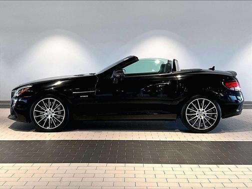 2017 Mercedes-Benz AMG SLC 43 Base