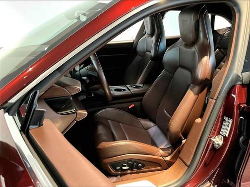 2022 Porsche Taycan 4