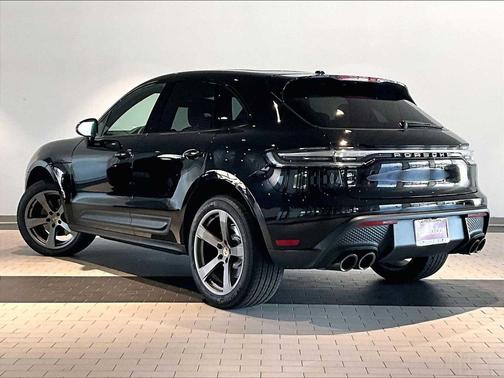 2026 Porsche Macan AWD