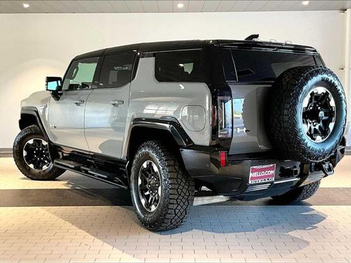 Meteorite Metallic (Grey) 2024 GMC HUMMER EV SUV 2X