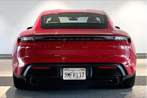 2021 Porsche Taycan Turbo S