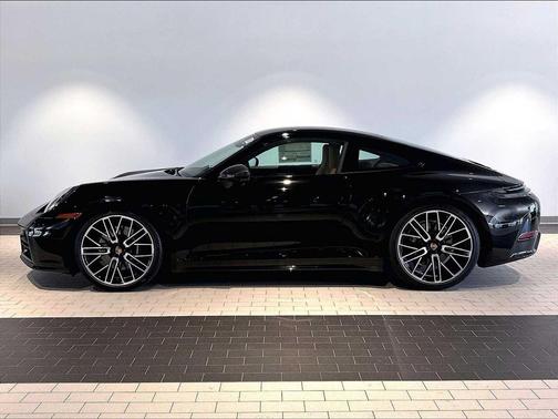 BLACK 2026 Porsche 911 Carrera