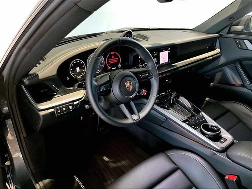 2025 Porsche 911 Carrera S