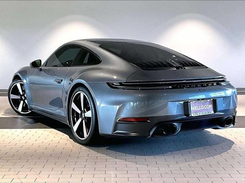 2025 Porsche 911 Carrera S