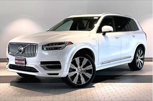 2023 Volvo XC90 Recharge Plug-In Hybrid T8 Plus Bright Theme 7-Seater