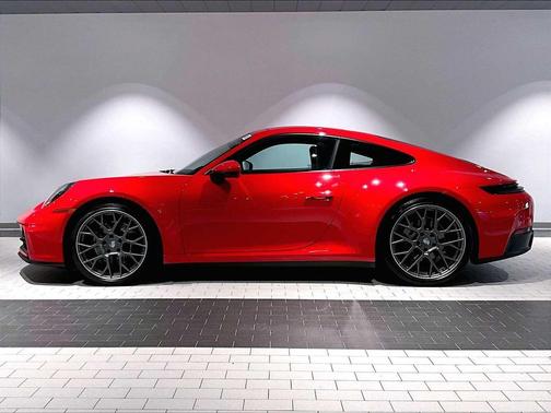 2025 Porsche 911 Carrera