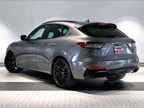 2022 Maserati Levante Modena