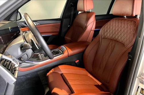 2024 BMW X7 M60i