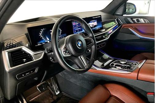 2024 BMW X7 M60i
