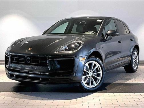 2025 Porsche Macan AWD
