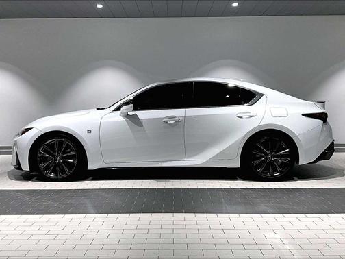 2022 Lexus IS 350 Base