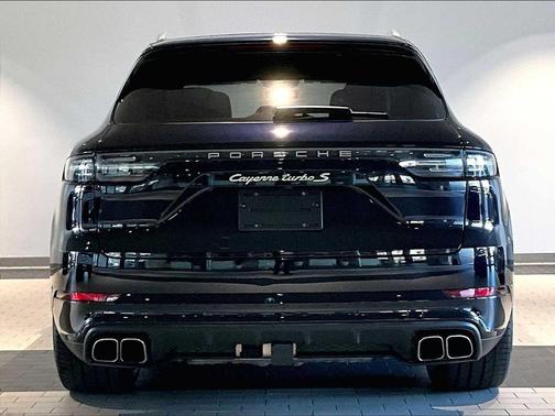 2023 Porsche Cayenne Cayenne Turbo S E-Hybrid