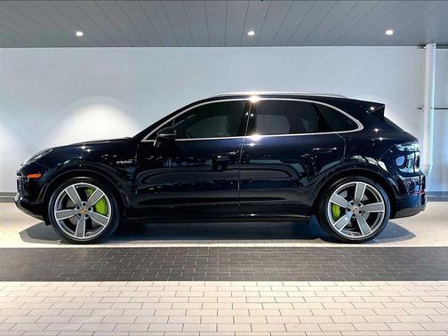 2023 Porsche Cayenne Cayenne Turbo S E-Hybrid