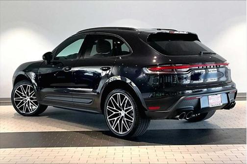 2024 Porsche Macan Base