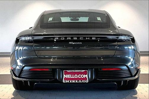 2022 Porsche Taycan RWD