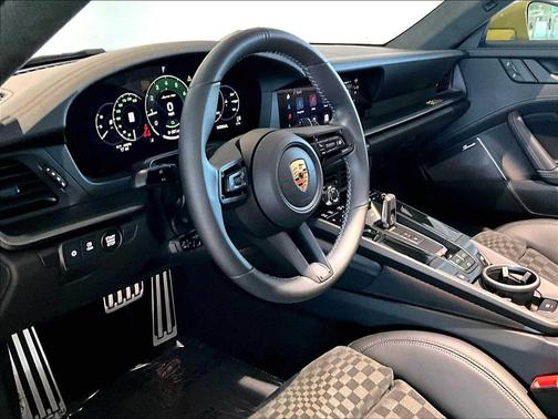 2026 Porsche 911 Spirit 70 Cabriolet