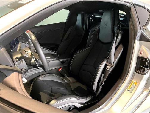 2021 Chevrolet Corvette Stingray w/1LT