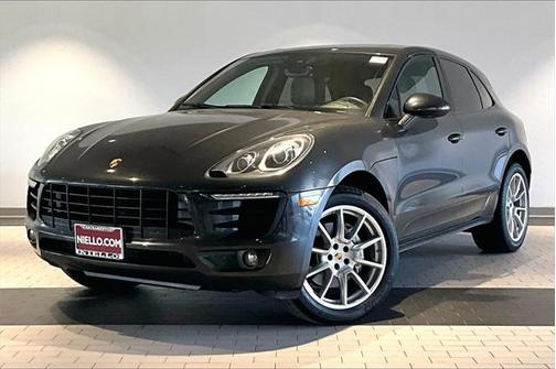 2017 Porsche Macan Base