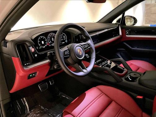 2026 Porsche Cayenne S