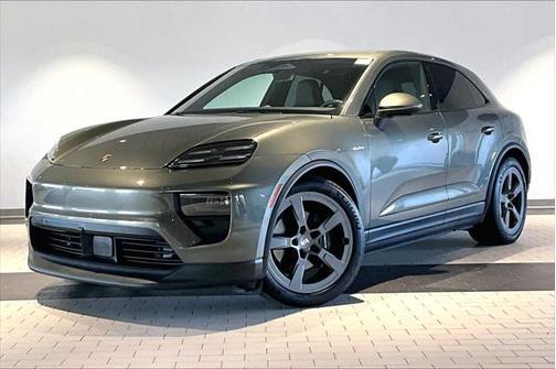 2024 Porsche Macan Base
